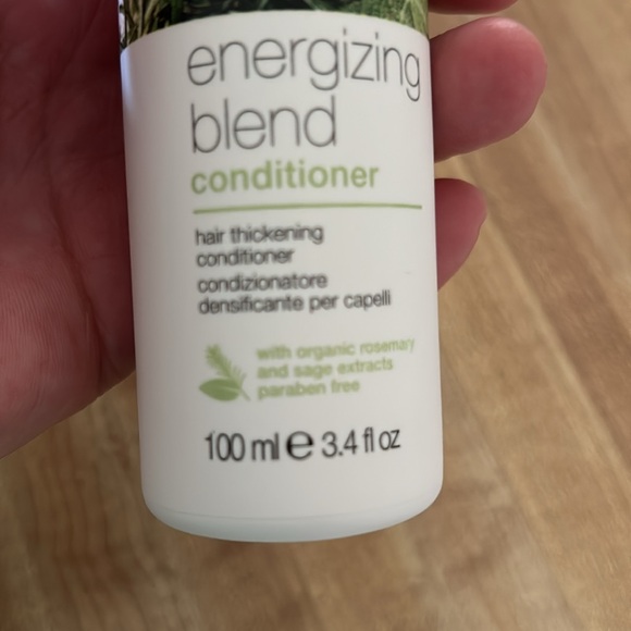 New milk shake brand energizing blend shampoo conditioner and scalp treatment - Picture 6 of 10